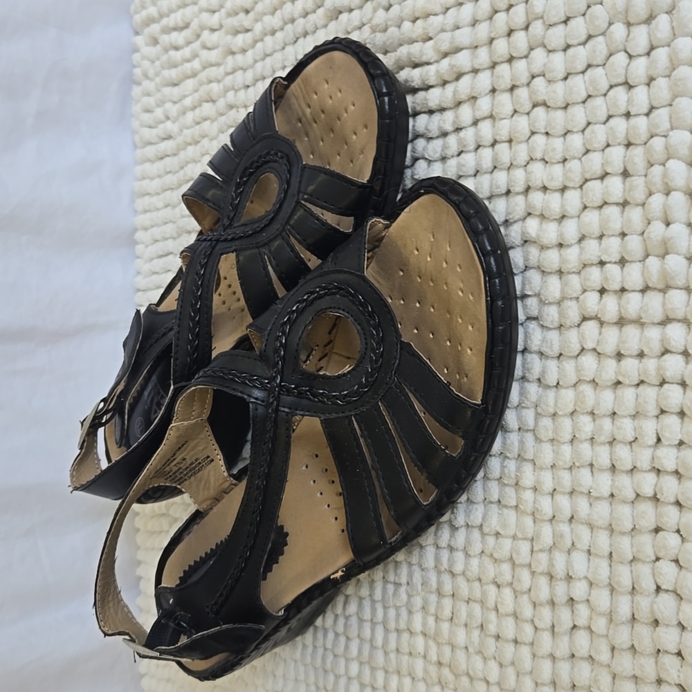 Air Flex Comfy Black Faux Leather Strappy Wedge Sandals Size 7.5